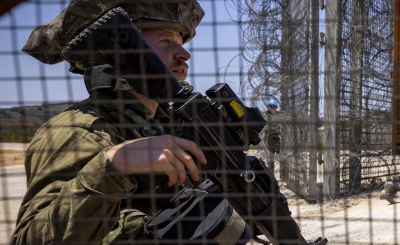 מחבוש למ"פ גולני לאחר שירה ברכב פלסטיני שנמלט