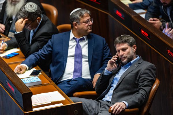 בן גביר מגיב לסמוטריץ': "גורם לשמאל לחכך ידיים"