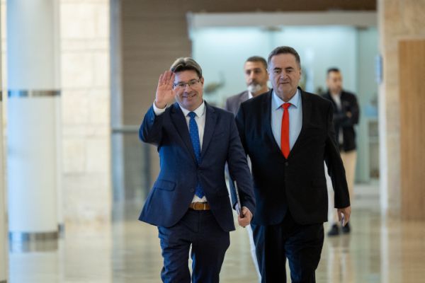 דיווח: השר הבכיר יפרוש מהממשלה וימונה לשגריר