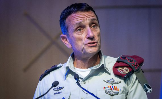 הרמטכ"ל תוקף לראשונה את סרבני המילואים