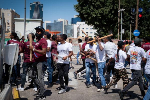 הפרעות בת"א: הדרישה של בן גביר נגד המסתננים