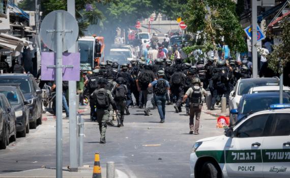 קטסטרופה בתל אביב: 170 פצועים; ביניהם 30 שוטרים