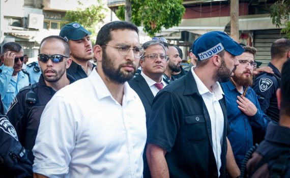 שכניו של וסרלאוף איימו שיימנעו ממנו כניסה למקלט