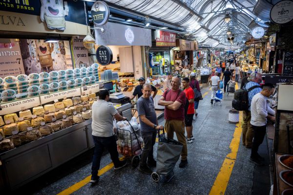 בסך מיליוני שקלים: ירקן בשוק מחנה יהודה חשוד בהעלמת הכנסות