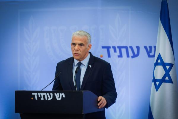 לפיד: "צריכים עוד חיילים, אין פה שום שנאת חרדים"