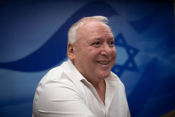 לא עוד מועדון סגור: השר אמסלם מבטל את נבחרת הדירקטורים