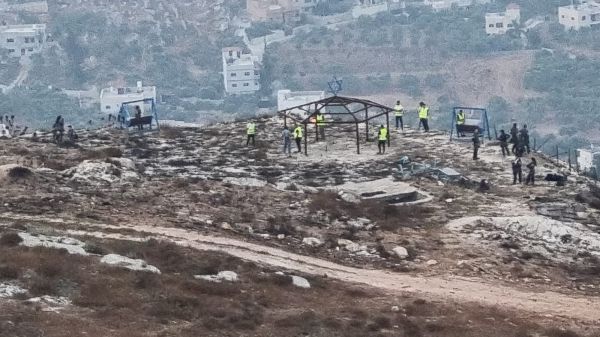 כוחות משטרה הרסו שני מבנים ביישוב יצהר