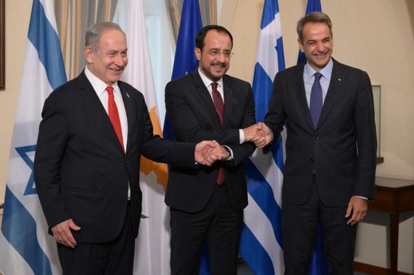פגישה משולשת: נתניהו נועד עם מנהיגי יוון וקפריסין