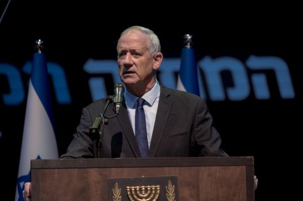 גנץ דוחה את הפשרה: "אין עם מי לדבר בעת הזו"