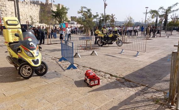 פיגוע דקירה בירושלים: 3 פצועים סמוך לשער יפו