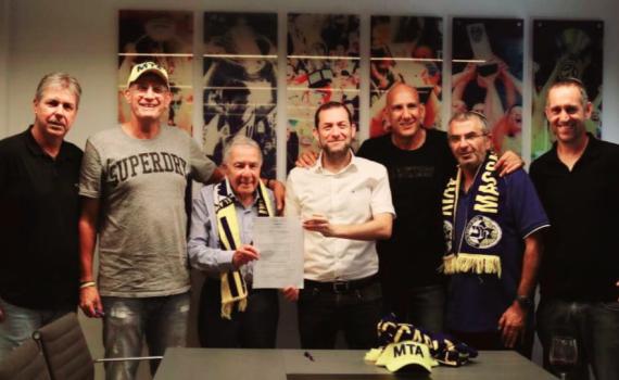 שמעון מזרחי חתם הסכם: "הלב שלי עם השומרון"