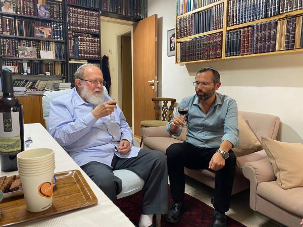 הרב אלי סדן תומך בישראל גנץ