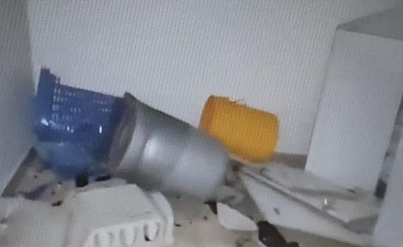 חשד: השליך בלוקים ובלון גז פתוח על שוטרים