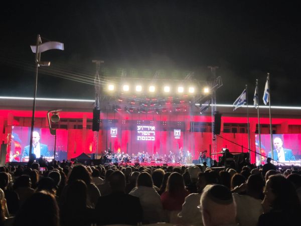 לראשונה: מופע סליחות ברחבת הכנסת | שידור חי