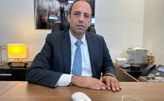 40 יום לבחירות: המהלך המפתיע של המועמד לראשות העיר