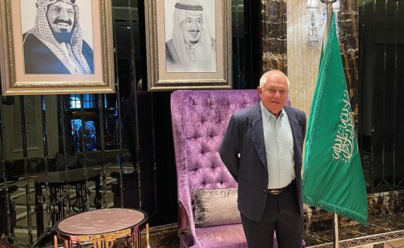 "גשר בין אנשים ותרבויות": כץ החל את ביקורו בסעודיה