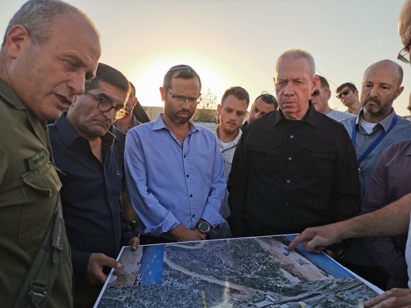 גלנט: "מחויבים לפתור את בעיית התנועה בבנימין"