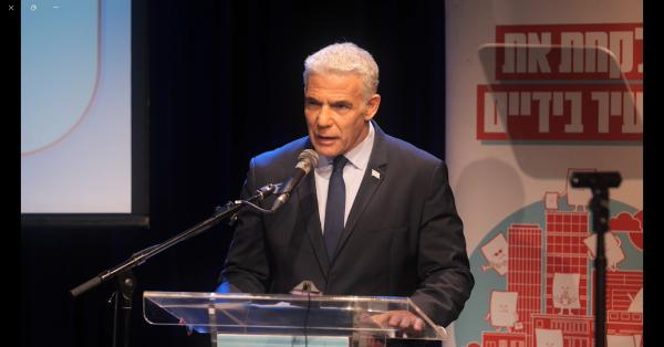 לפיד משיב לש"ס: "אפשר לחזור לדבר העיקרי?"