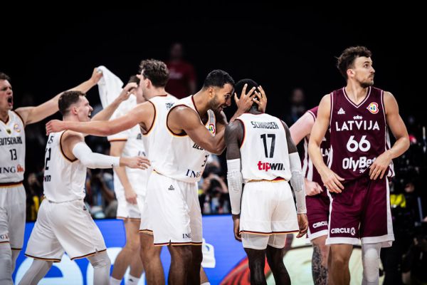 אליפות העולם: הושלמה תמונות העולות לחצי הגמר