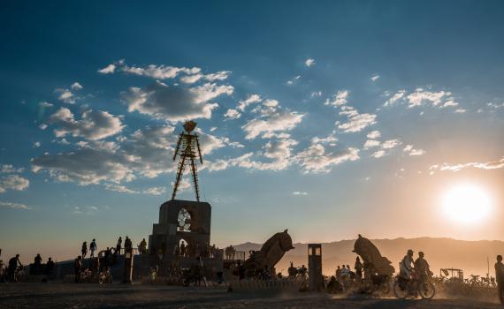 המשטרה חוקרת: שיטפונות ומוות בפסטיבל המפורסם בארה"ב