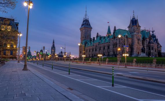 אחרי הזמנת חייל ה-SS: יו"ר הפרלמנט הקנדי התפטר