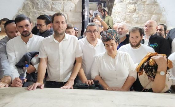 אם האחים שנרצחו בפיגוע ירי: "את אחי אנוכי מבקש"