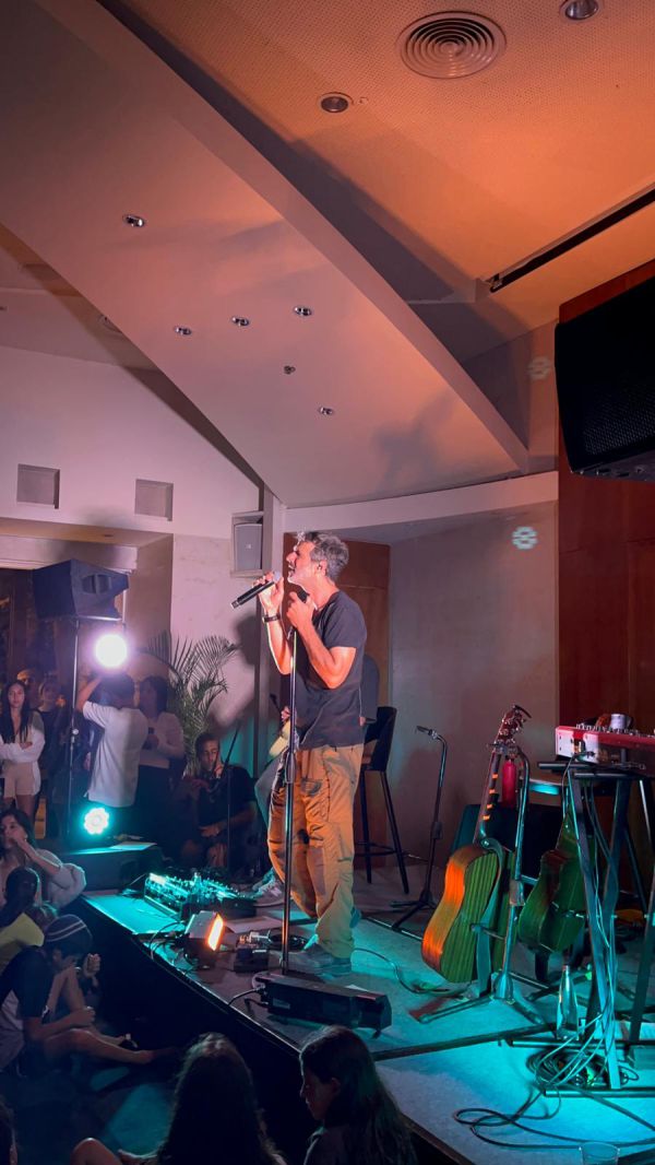 האמנים השתחררו מהמילואים והגיעו לשמח | צפו