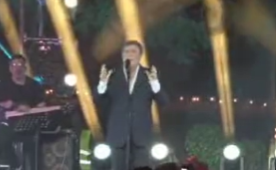 יהורם גאון הטיח בקהל: "מה שאתם עושים זו בושה". צפו