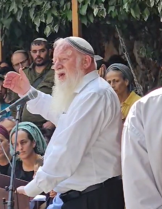 הרב שלמה וייצן בהלווית בנו: "שום משא ומתן, יש לנו כוח"