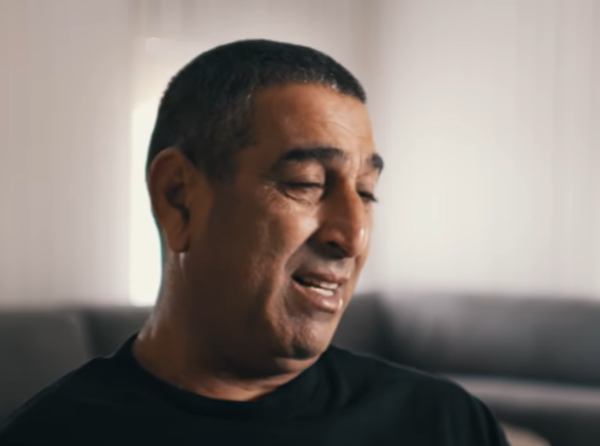 בלי נשק: החקלאי שהציל מאות אנשים מהטבח ברעים