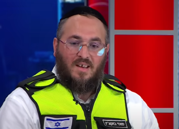 לא עמד בעומס: המתנדב המוכר התמוטט ופונה לבי"ח