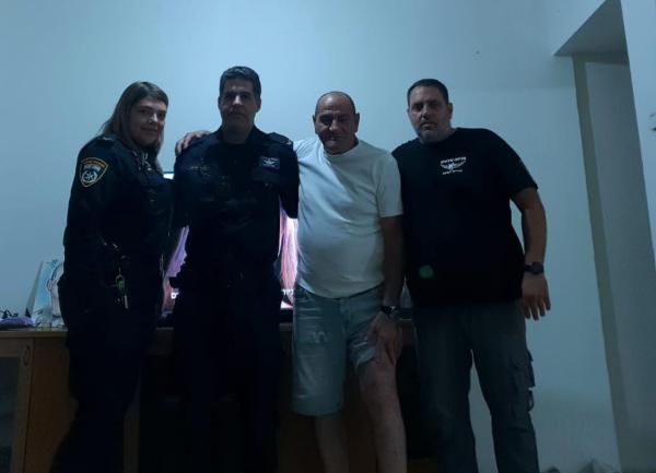 במהלך פעילות: השוטרים ביצעו החייאה והצילו חיים