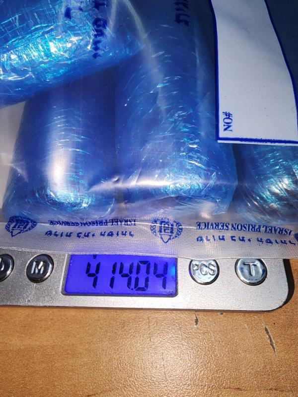 בזמן מפגש עם אסיר: עורך דין נתפס מעביר חומר אסור