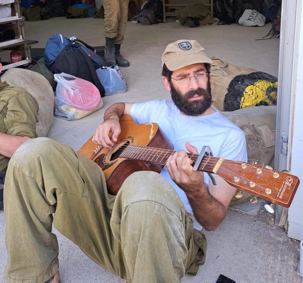 צוף אשחר, אלמנתו של הרב נערן אשחר הי"ד, התארסה הערב