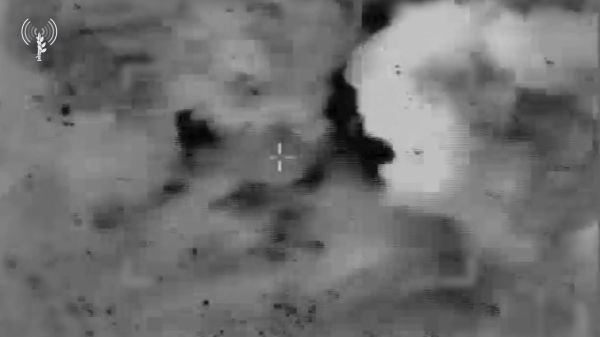 רגע לפני שיגור: צה"ל תקף חוליית נ"ט בלבנון. צפו