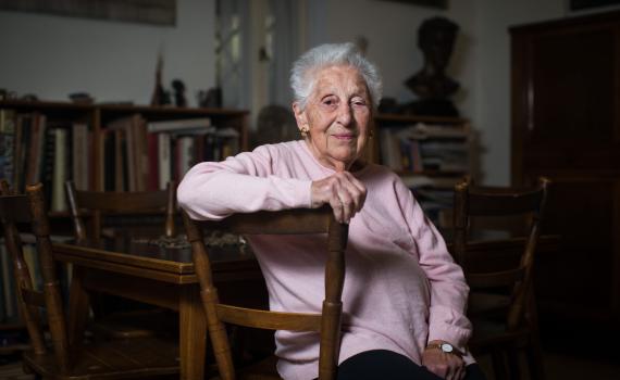 נפטרה המנהלת המיתולוגית של פלך, אליס שלוי