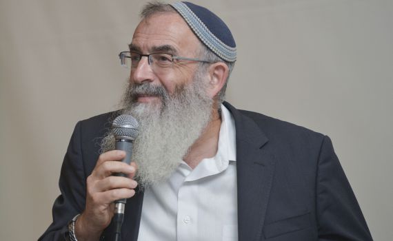 הרב סתיו לחולדאי: 'אפשר לקהילות לקיים את ההקפות'