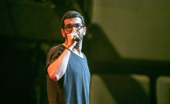 "מולדת": חנן בן ארי בשיר חדש בצל המלחמה