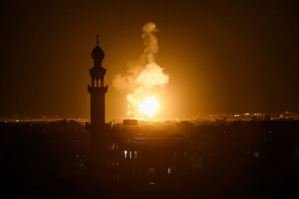 דיווחים ברצועה: 14 חוסלו בתקיפות אוויריות ברפיח