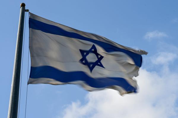 בין קודש לספורט: מהי עצמאות?