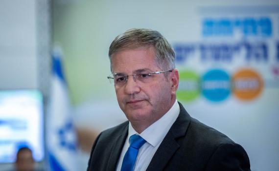 קריית שמונה: עוזר ראש העיר נעצר אחרי שתקף את שר החינוך