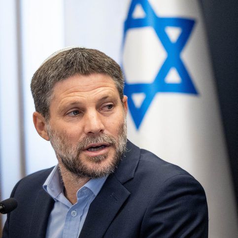 סמוטריץ': זו טעות, חייבים להרחיב את קבינט המלחמה