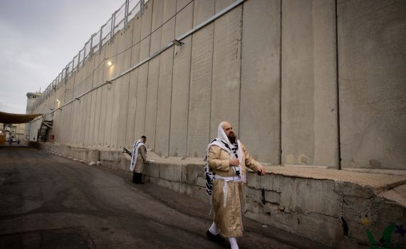 המשטרה תמנע כניסת קהל להילולת רחל אימנו