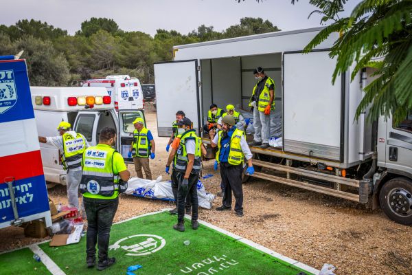 "גם בשבת": הרב לאו בפסק לצוותי הרבנות הצבאית