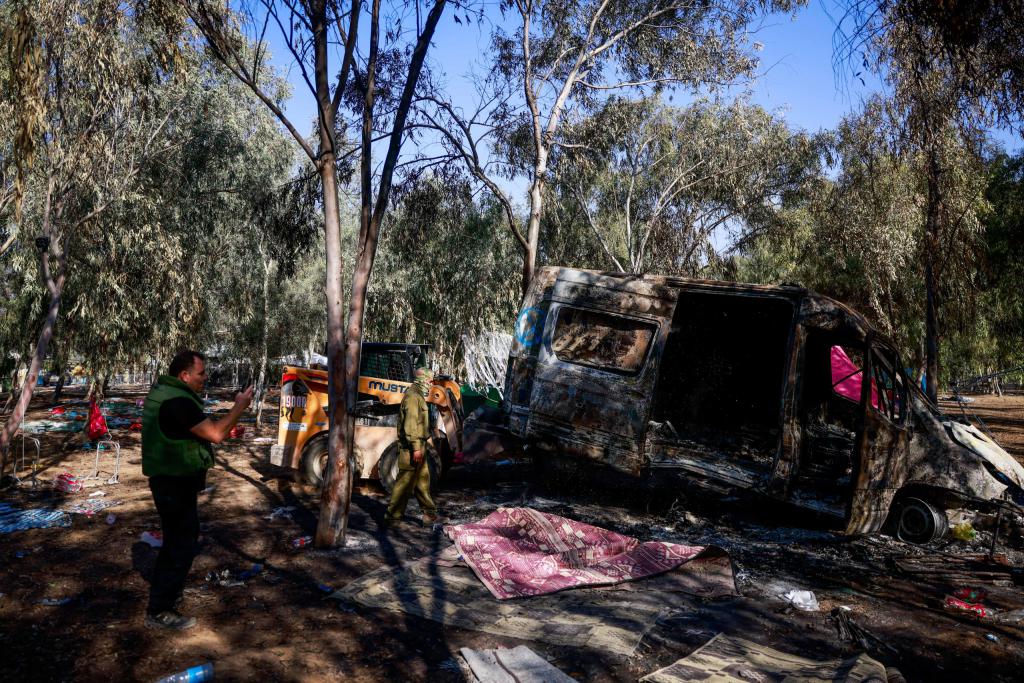 ניצול הטבח במסיבה: המחבל צעק 'אל יהוד' וירה