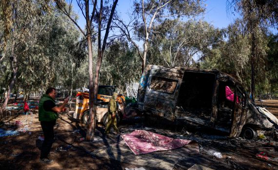 ניצול הטבח במסיבה: המחבל צעק 'אל יהוד' וירה