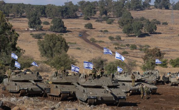 הן עם כלביא יקום – עם ישראל קם מרבצו ומסתער