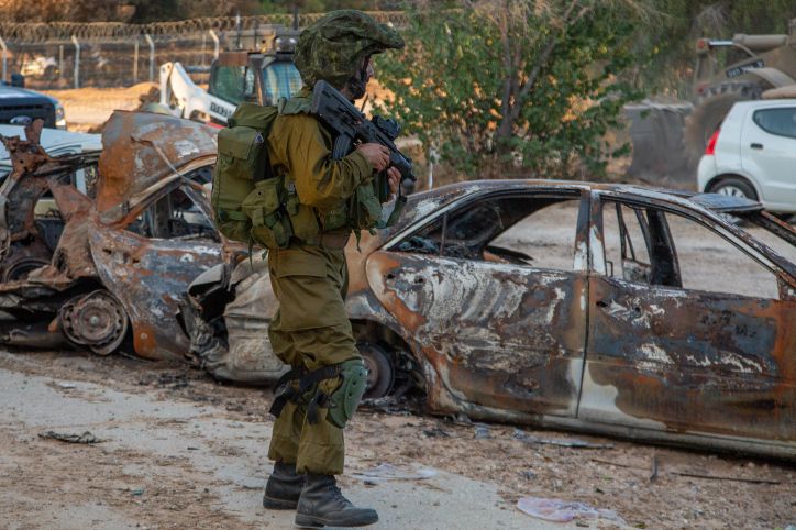ברגע האחרון: חטיפת החיילים שסוכלה בזמן הטבח
