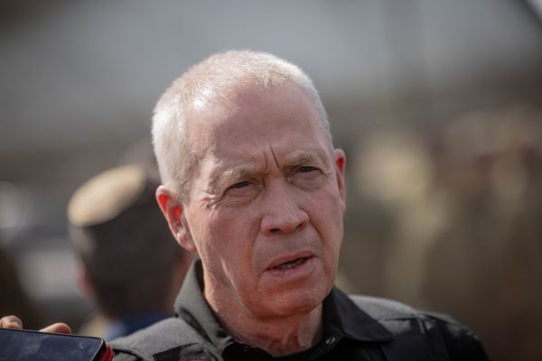 גלנט: נכיר בזוגות חד-מיניים שאיבדו בן זוג במלחמה