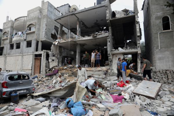 מטוס קרב תקף שטח כינוס של מחבלים – 20 נהרגו. צפו